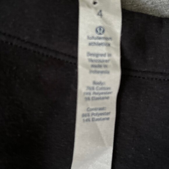 Lululemon Black City Bound Sweatshirt Dress ~Size 4 ~ Pockets ~ $128 - Picture 7 of 7